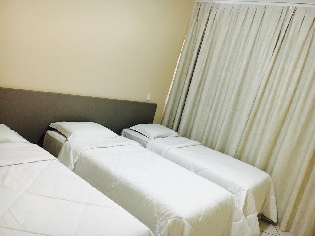 Realminas Hotel E Restaurante ゴベルナドール・バラダレス エクステリア 写真